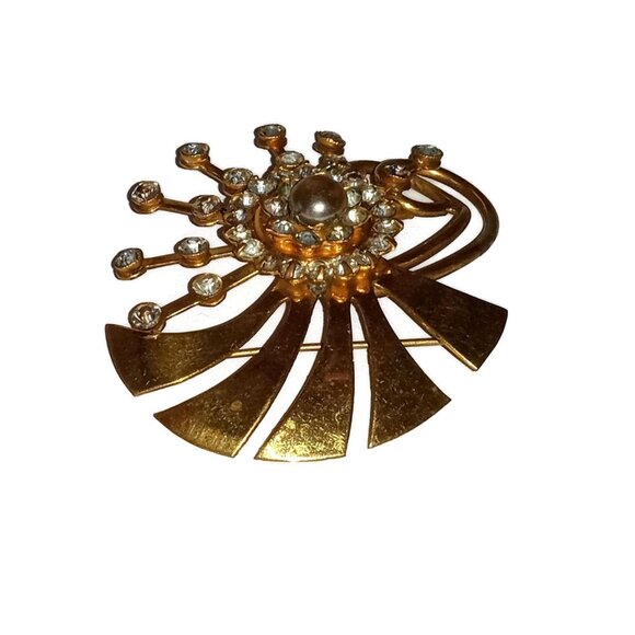 Unique Mid Century Gold Tone Metal Rhinestone Brooch - Picture 6 of 8